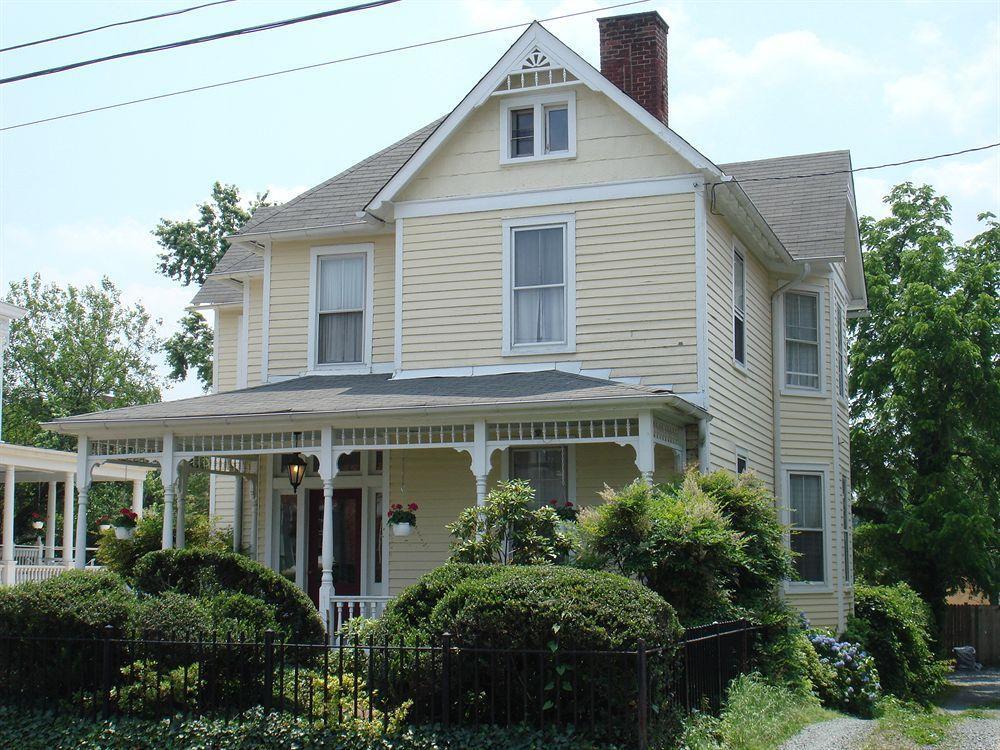 200 South Street Inn Charlottesville Exteriör bild