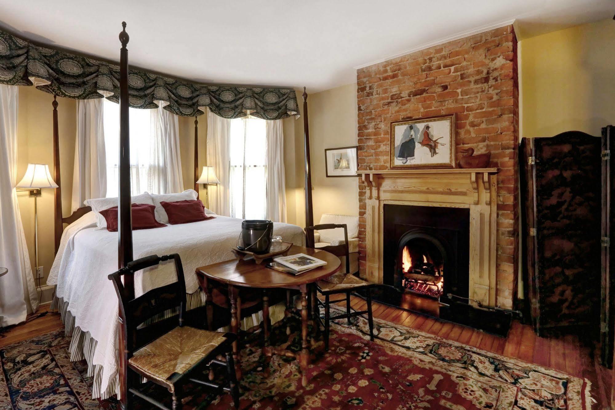 200 South Street Inn Charlottesville Exteriör bild