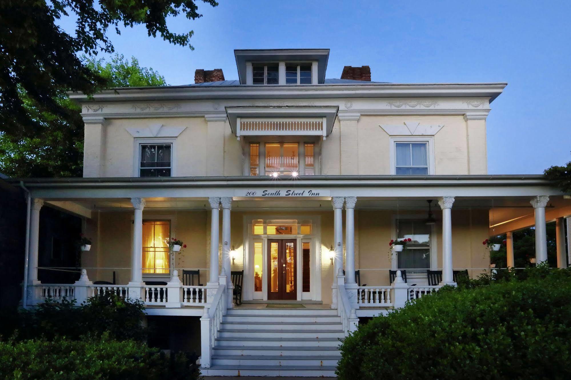 200 South Street Inn Charlottesville Exteriör bild