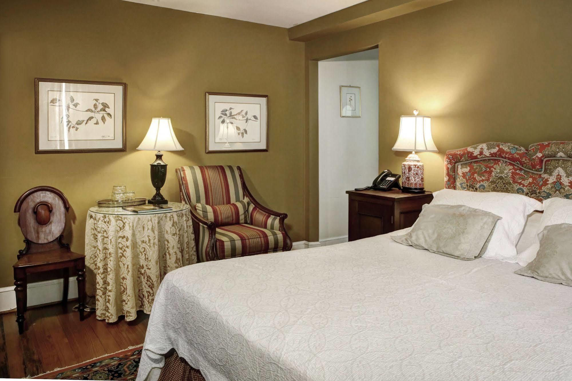 200 South Street Inn Charlottesville Exteriör bild