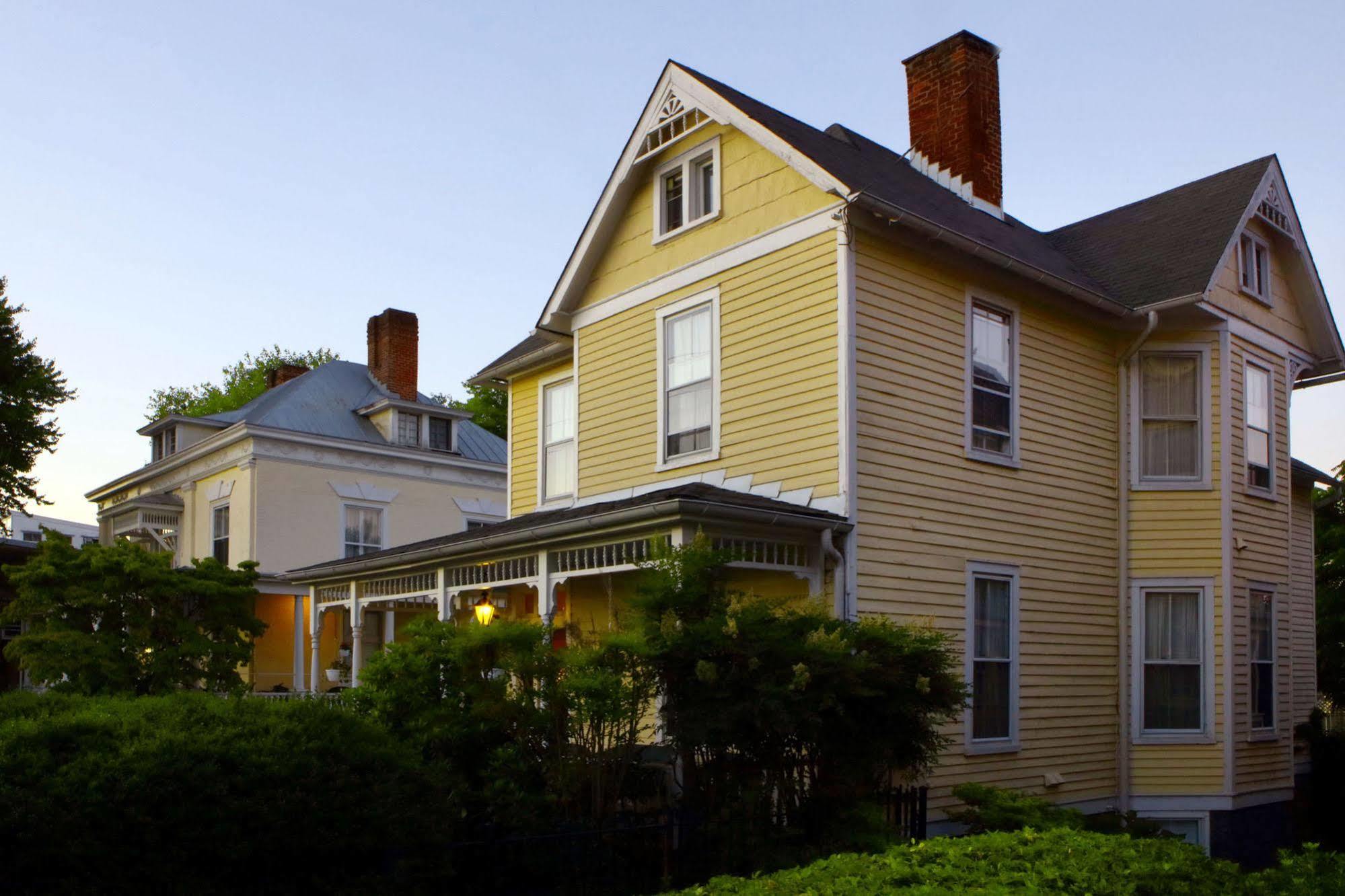200 South Street Inn Charlottesville Exteriör bild