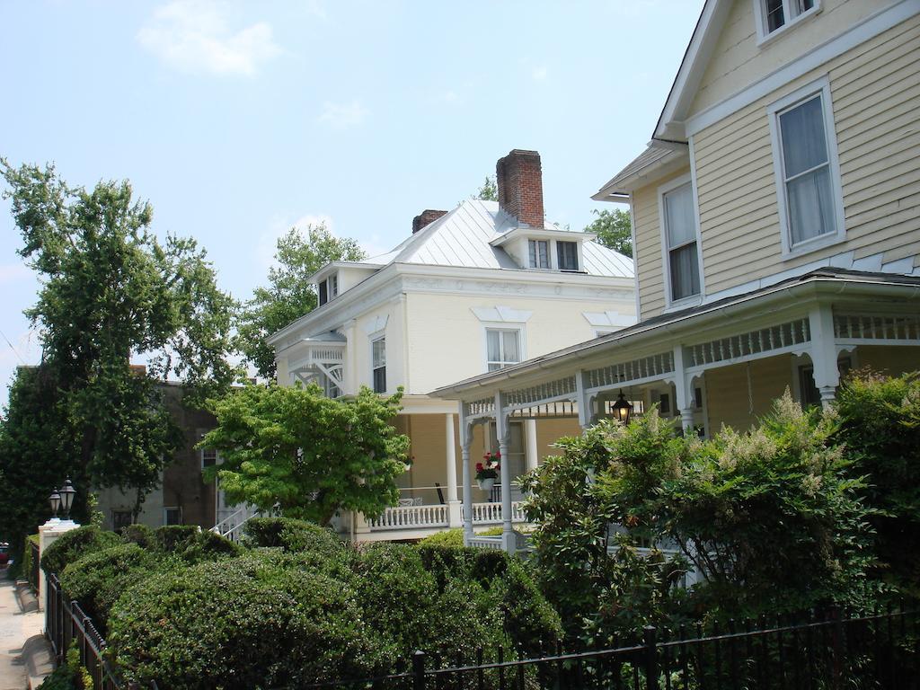 200 South Street Inn Charlottesville Exteriör bild